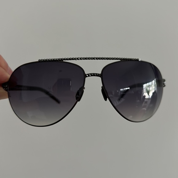 Jimmy crystal sunglasses with case - Picture 5 of 11